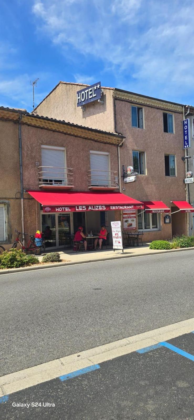 Hotel Restaurant Les Alizes Loriol Le Pouzin Exterior photo